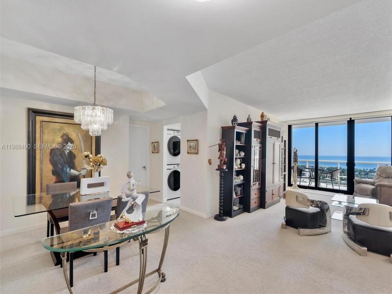 Condo for sale at Hamptons West 1712