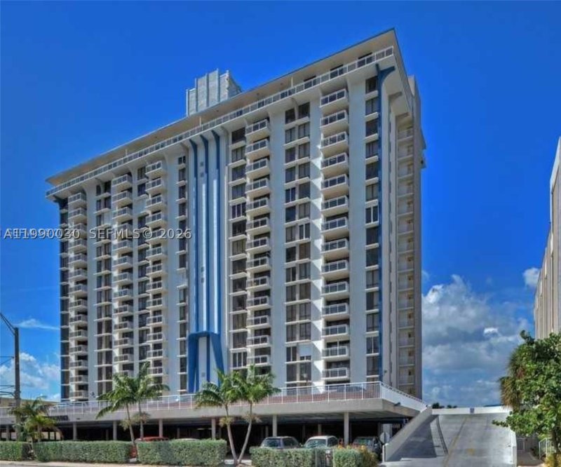 Apartment for rent at Allington Towers 6K
