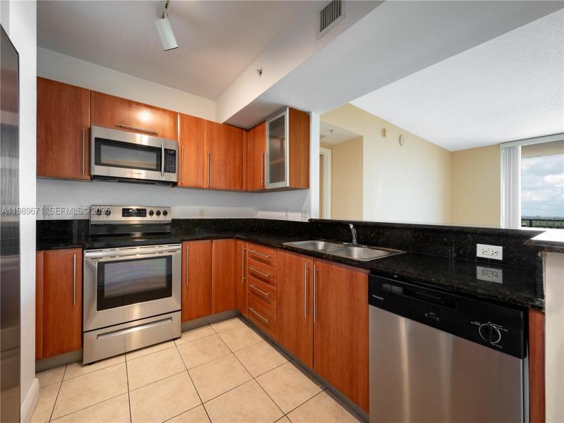 Property photo # 6
