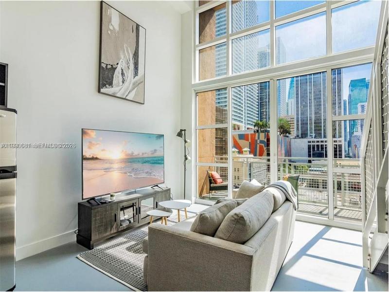 Vizcayne South Tower Apt #617