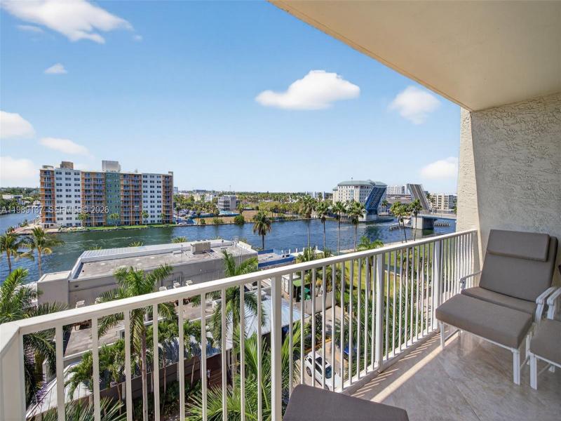 Condo for sale at The Tides at Bridgeside Square 614