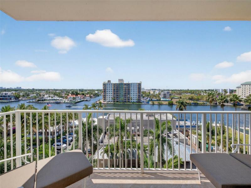 Condo for sale at The Tides at Bridgeside Square 614