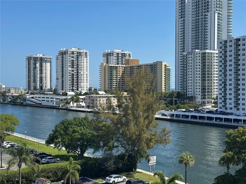 Towers of Oceanview South Apt #717