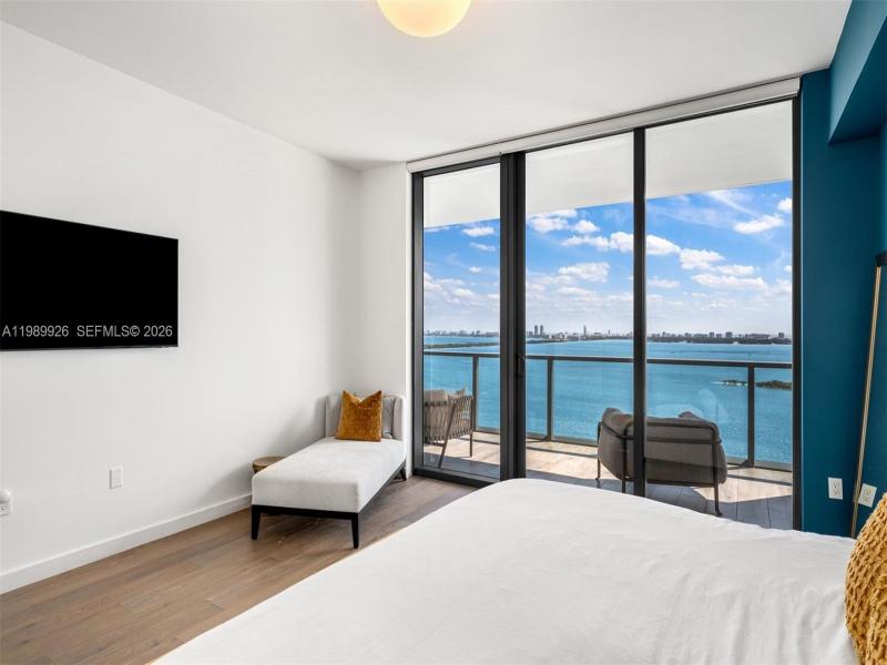 Property photo # 6