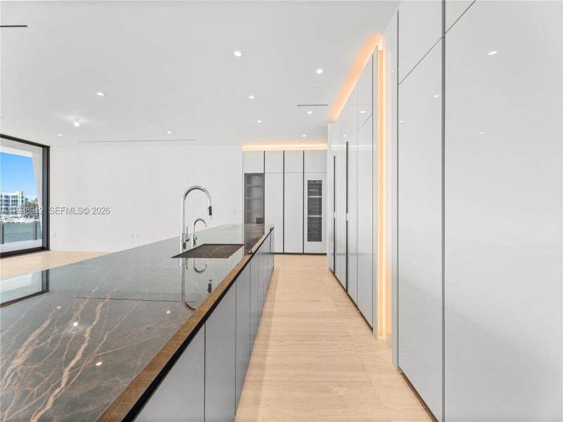 Condo for sale at Vita at Grove Isle S303