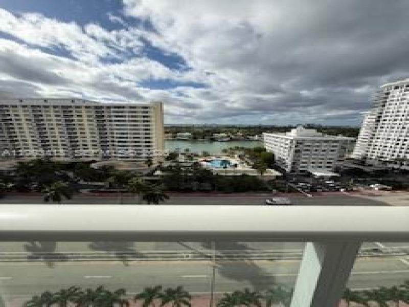 Pavilion Apt #1219