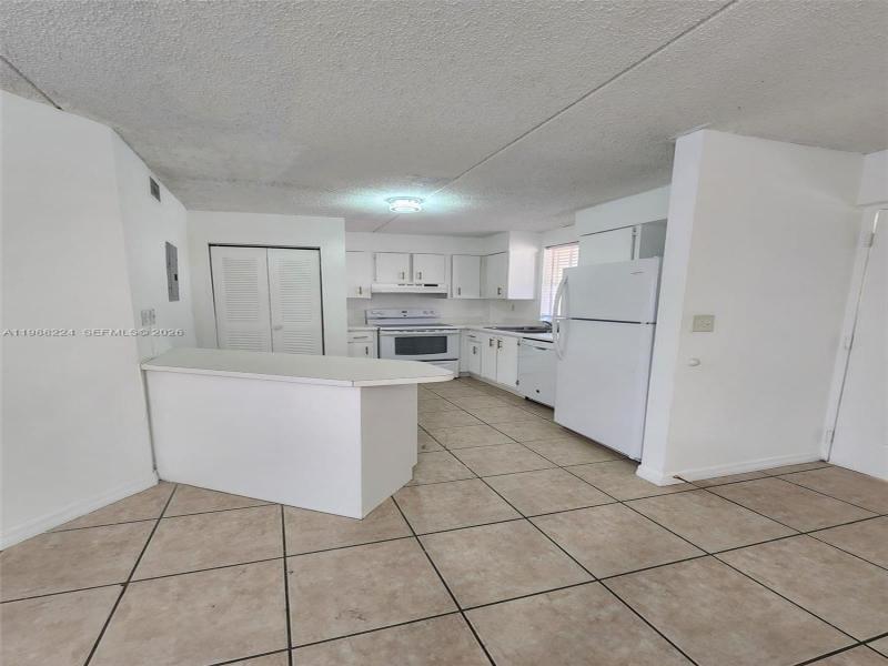 Property photo # 2