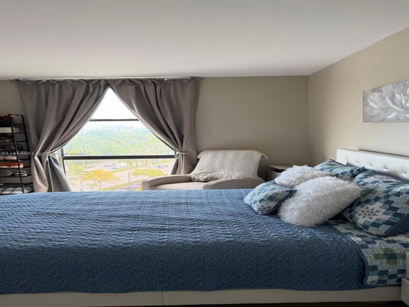 Condo for sale at Sailboat Cay 805