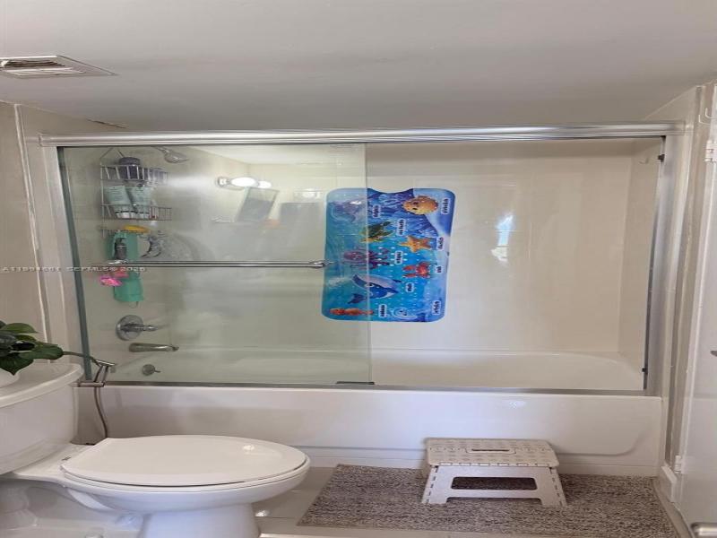 Condo for sale at Sailboat Cay 805