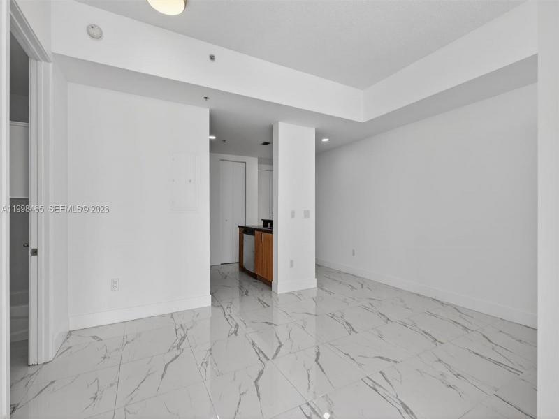 Comprar apartamento en Edgewater Lofts 1003