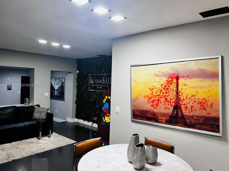 Property photo # 4