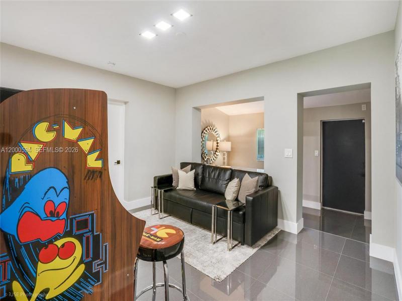 Property photo # 8
