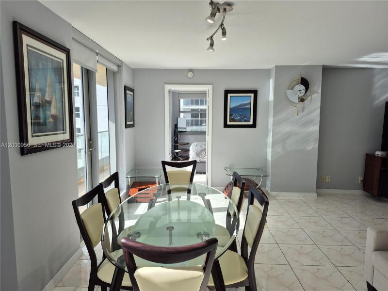 Condo for sale at Malaga Towers 17C