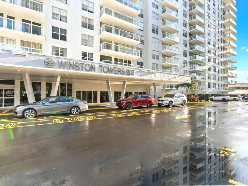 Condo for sale at Winston Towers 2404