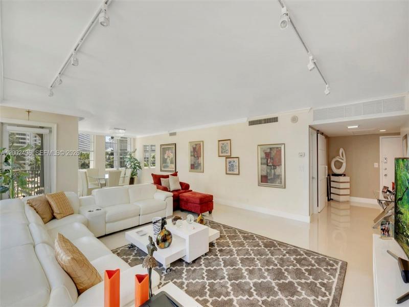 Comprar apartamento en Fifty Six Sixty 4B