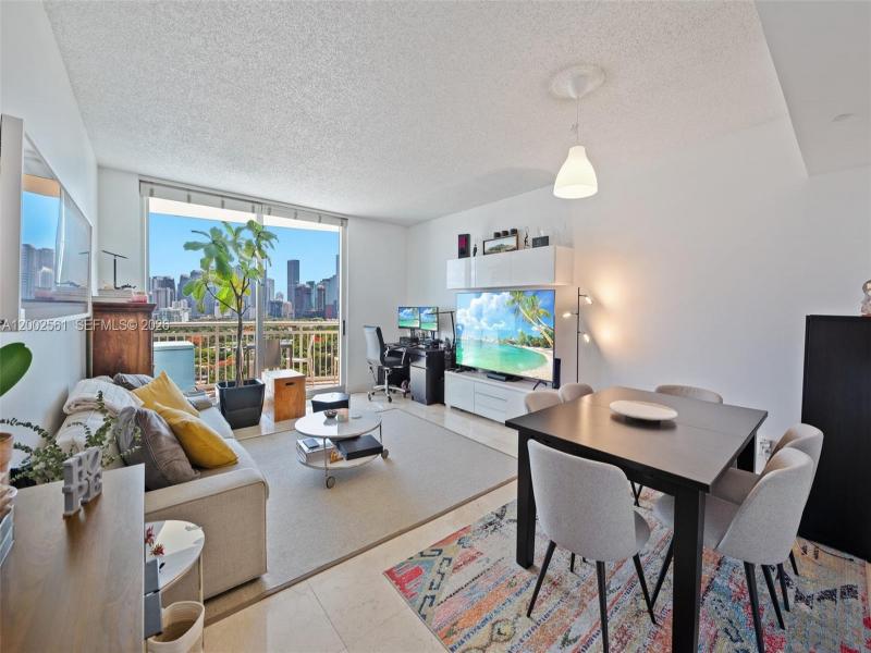 Comprar apartamento en Metropolitan at Brickell 1805