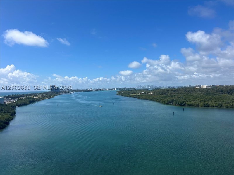Apartment for rent at Arlen House 1410