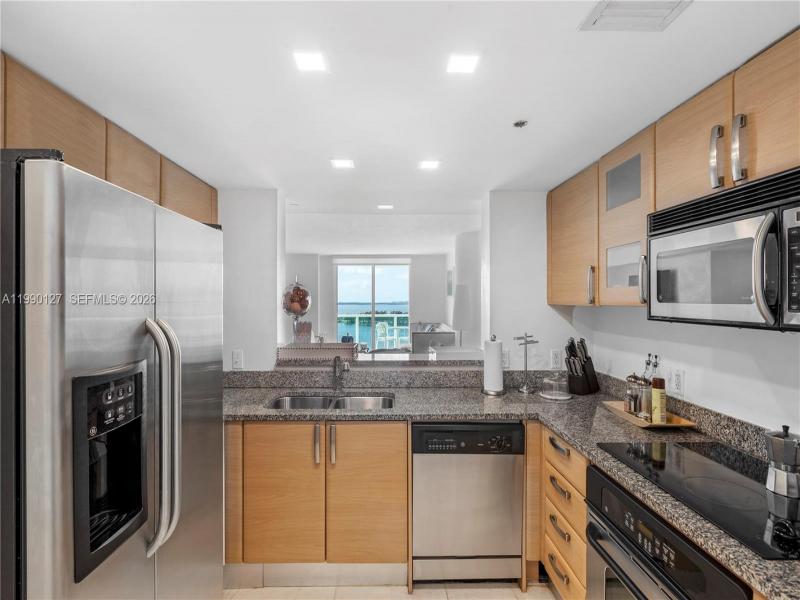 Property photo # 9