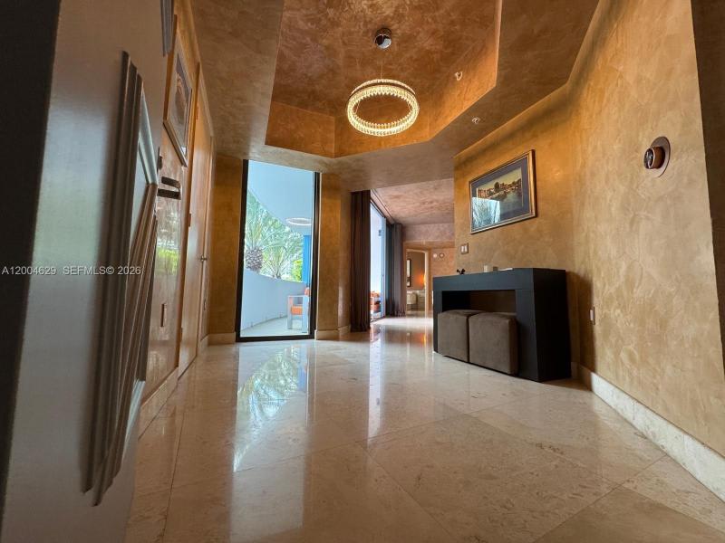 Condo for sale at Las Olas River House 304
