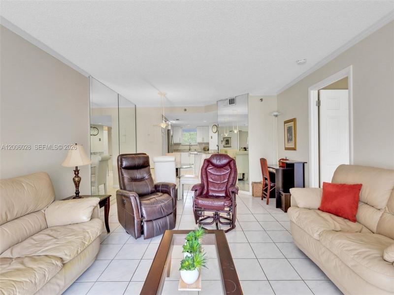 Condo for sale at Le Frontenac 210