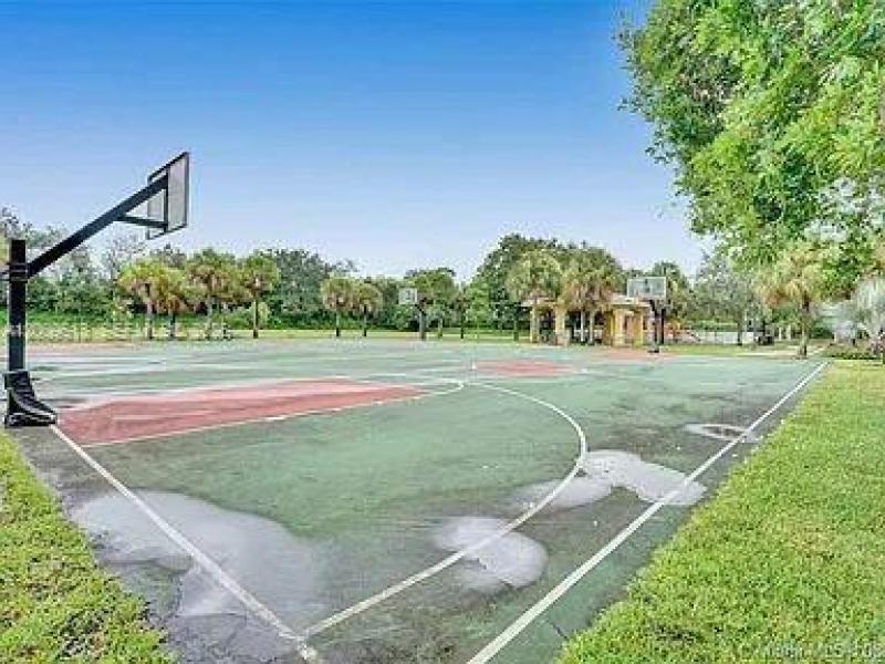 Property photo # 9