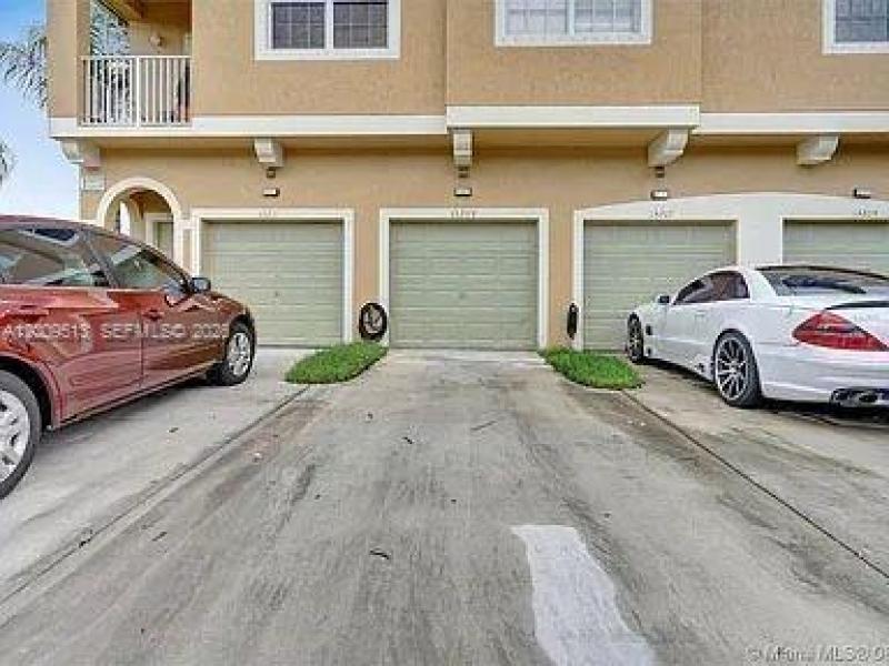 Property photo # 2