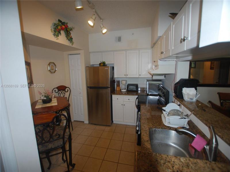 Property photo # 9