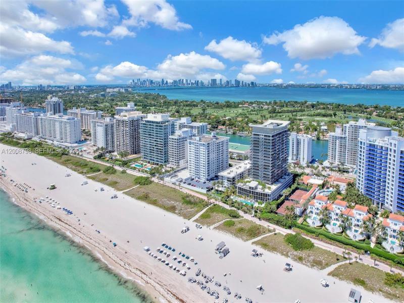 Comprar apartamento en Corinthian Condo 2E