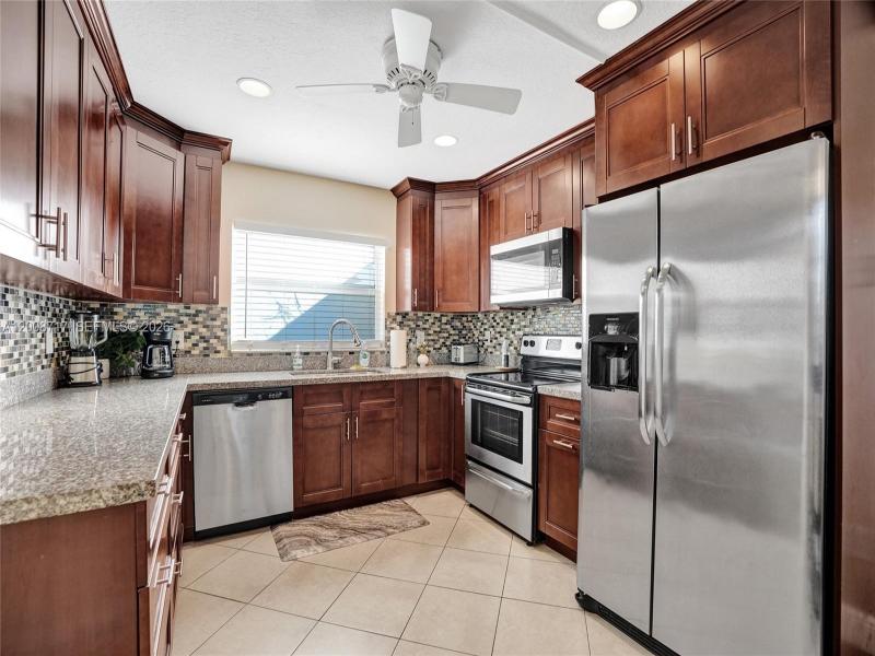 Property photo # 3
