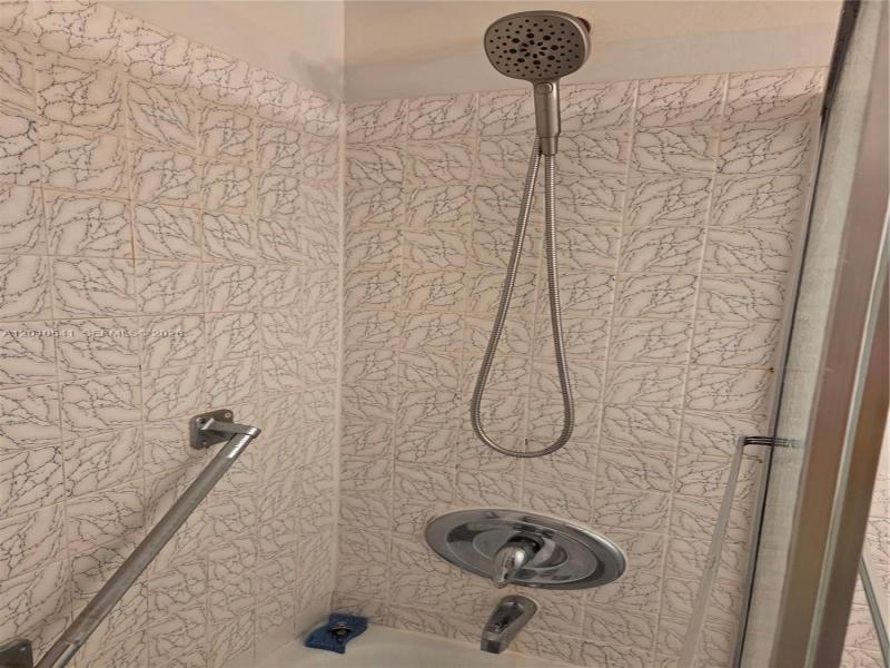 Apartment for rent at Imperial Towers 325