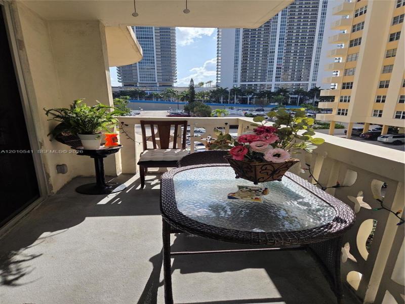 Apartment for rent at Imperial Towers 325