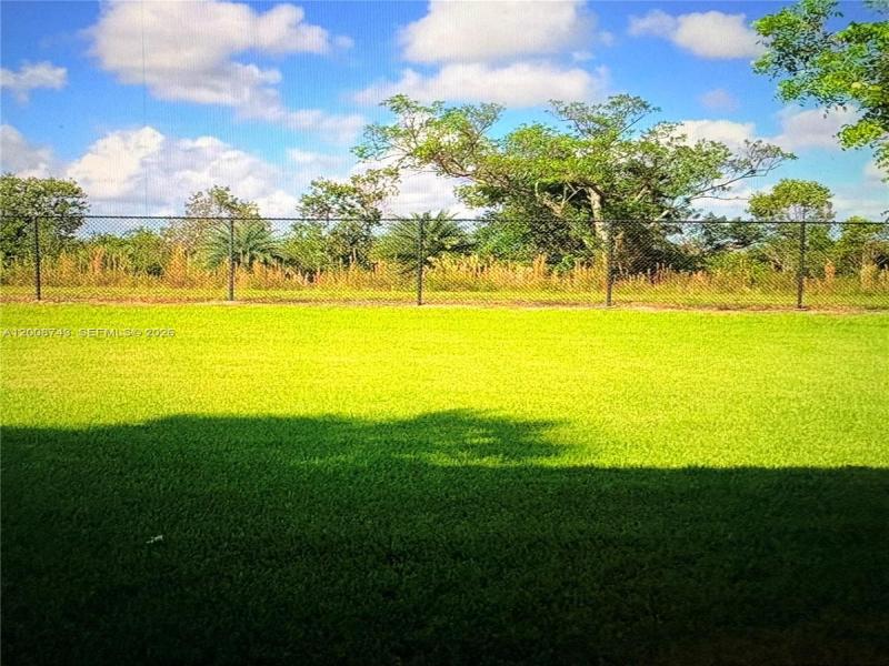 Property photo # 8