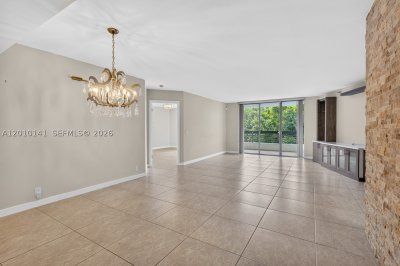Mystic Pointe 400 Apt #302