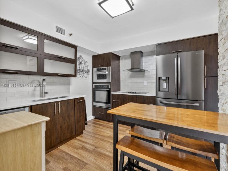 Property photo # 6