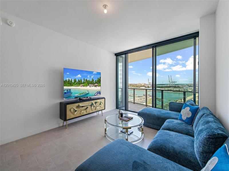 Property photo # 0