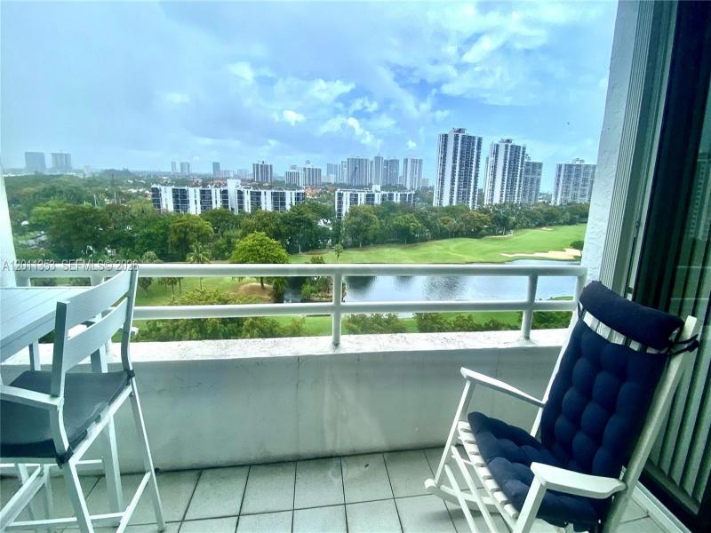 Comprar apartamento en Delvista Towers 1111