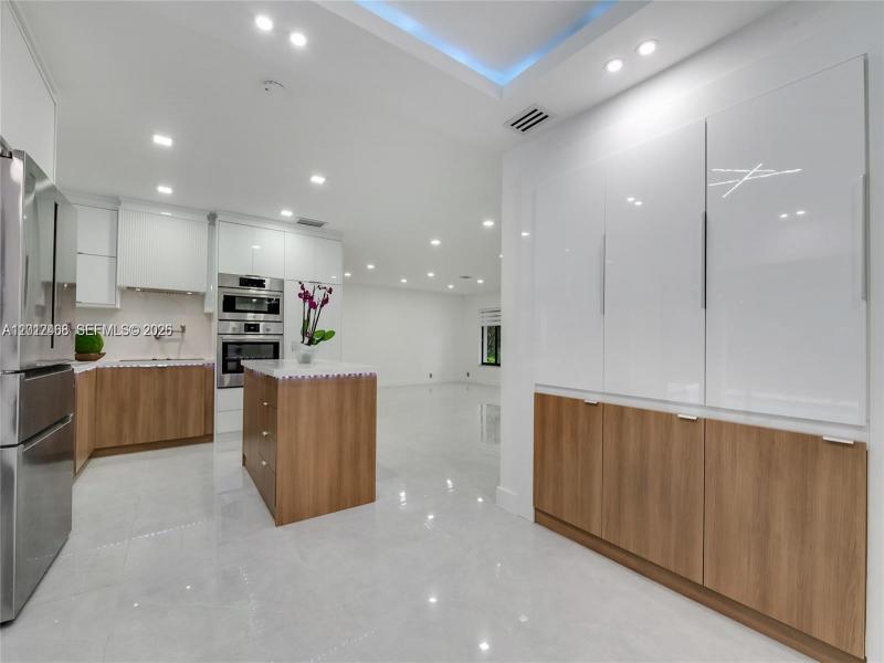 Property photo # 8