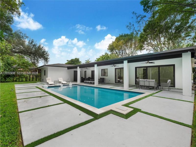 Property photo # 0