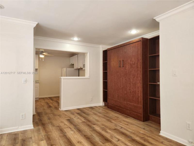 Property photo # 6