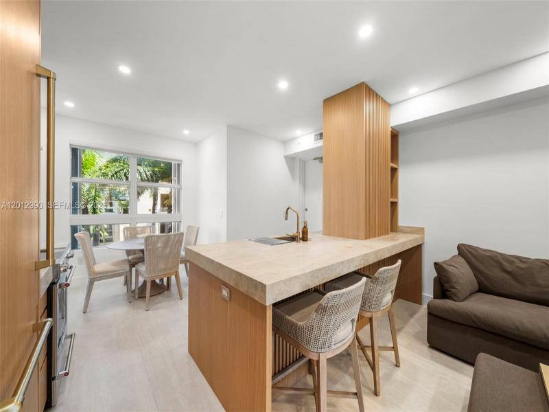 Property photo # 8
