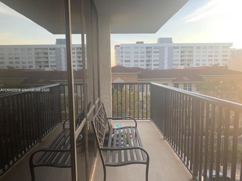 Condo for sale at Avant Garde East401