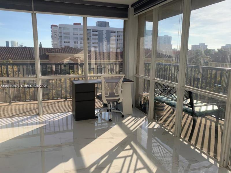 Condo for sale at Avant Garde East401
