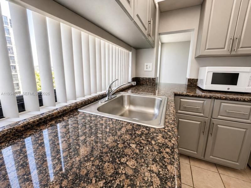 Comprar apartamento en Plaza of the Americas 503