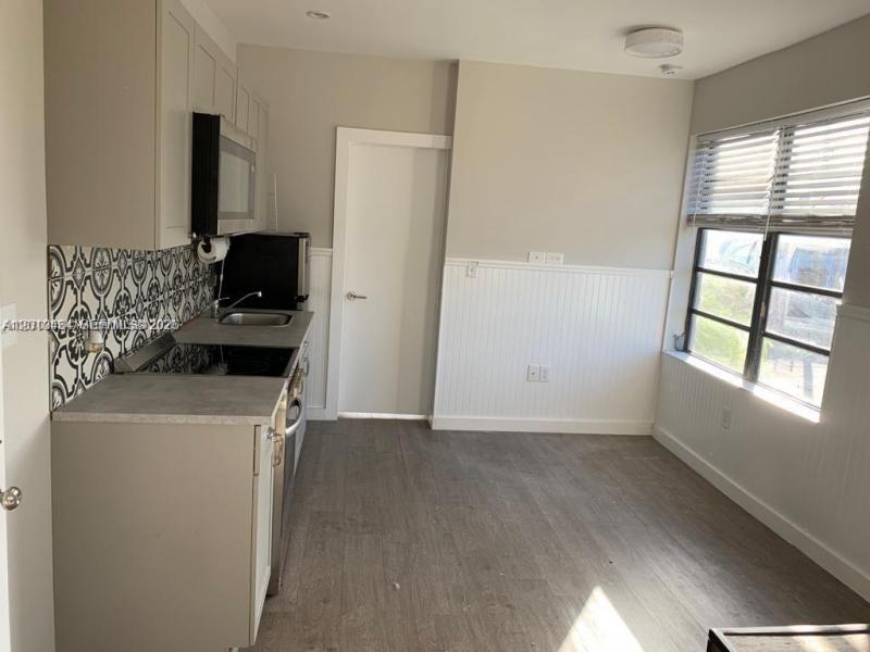 Property photo # 6