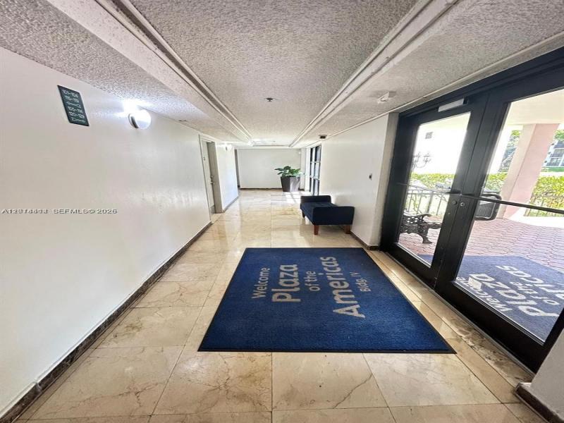 Alquiler de apartamento en Plaza of the Americas 322