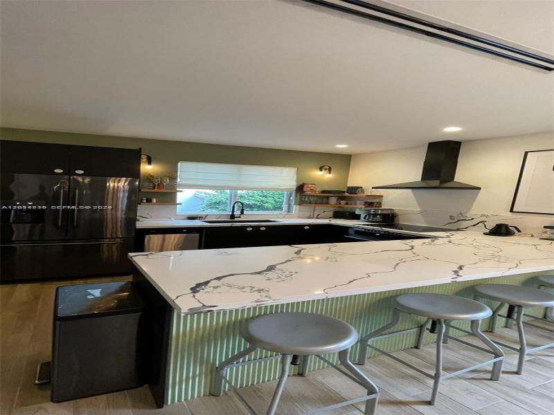 Property photo # 2