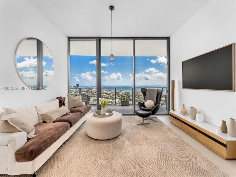 Property photo # 6
