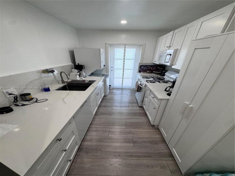 Property photo # 8
