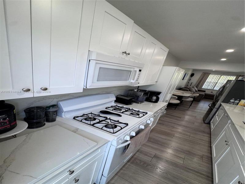 Property photo # 2