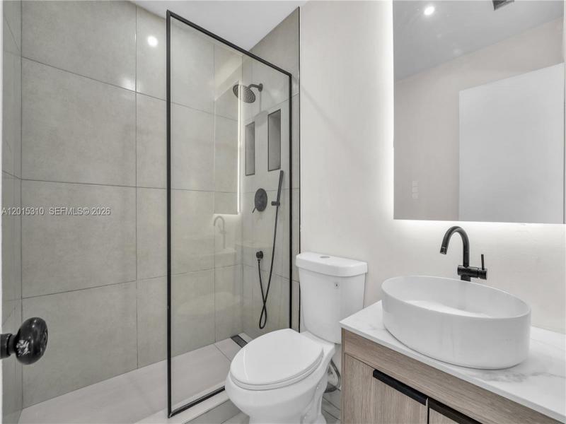 Property photo # 8